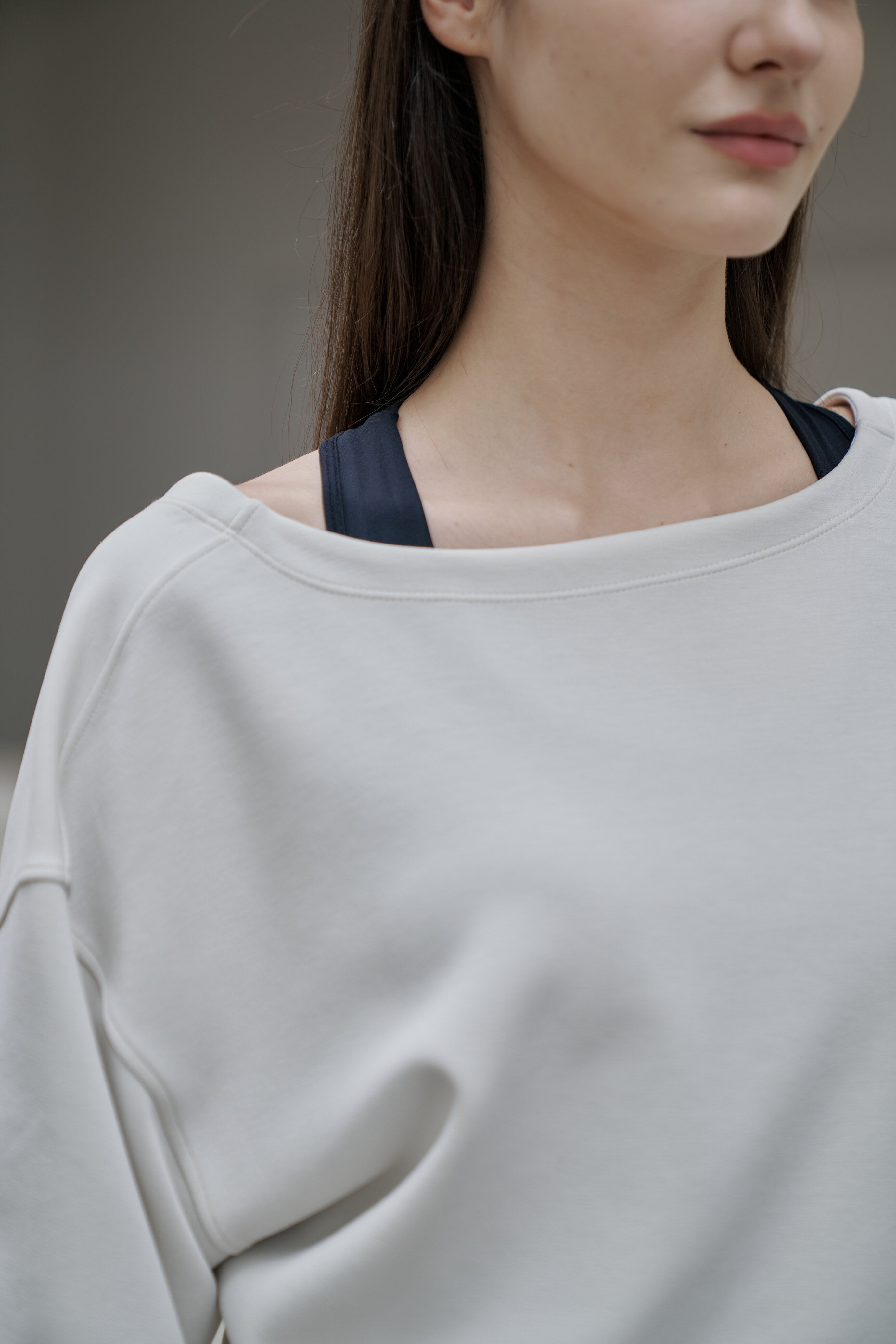 Image of FlowVibe Long-Sleeve Crop Pullover - LHY004